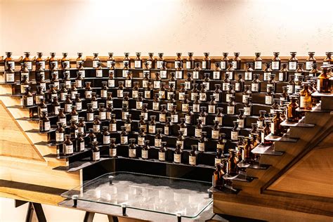 orgue à parfums|Orgue à parfums .